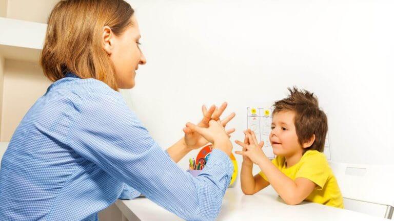 Terapia ABA para autismo deve ter cobertura do plano de saúde
