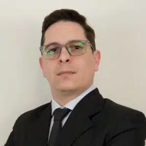 Victor Hugo Guadanhini Toschi Rosenbaum Advogados
