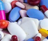 Negativa de cobertura de Medicamentos de Alto Custo pelo plano de saúde e SUS