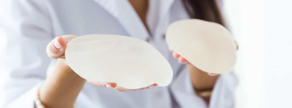 negativa-de-cobertura-de-implante-de-silicone-pelo-plano-de-saúde