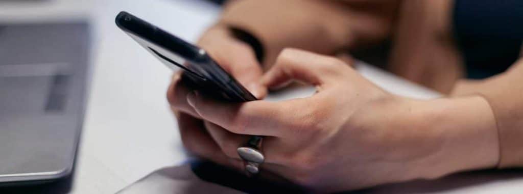 chip-de-celular-clonado-operadora-deverá-pagar-r-10-mil-de-indenização