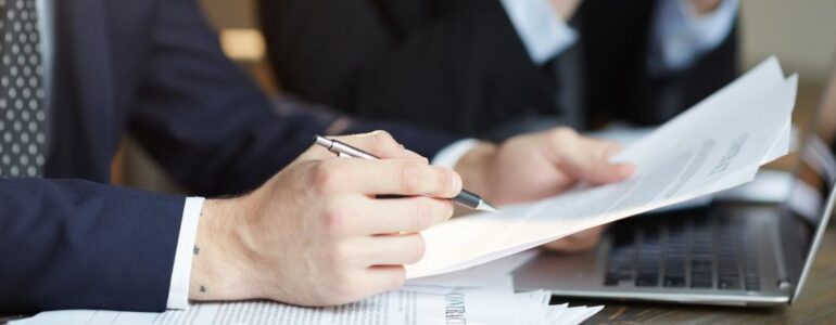 Advogado especialista em Direito Trabalhista Bancário