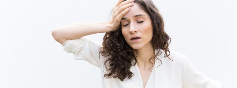 Cliente não recebe smartphone comprado e Via é condenada a pagar R$ 1,7 mil