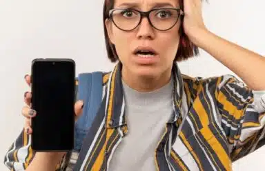 Golpe do celular invadido: o que fazer