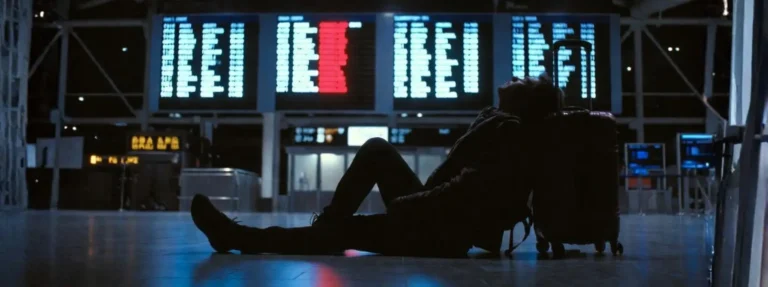 TAAG condenada por cancelamento de voo: passageiro recebe indenização de R$ 10 mil