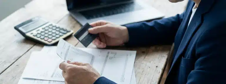 Juros abusivos no cartão de crédito: como contestar