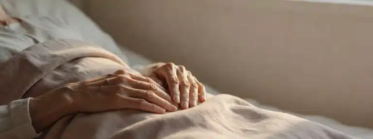 Plano coletivo cancelado durante tratamento grave: TJSP mantém cobertura